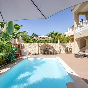 https://private-luxury-3bd-villa-pool-wi-fi-ac-bbq.hotelaalgarve.com